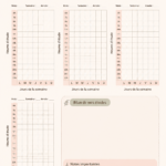 Une femme travaille sur son tracker d'étude personnalisé, entourée de livres et de notes.