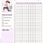 Femme utilisant un tracker d'activité pendant une séance de sport, symbole de productivité et de bien-être